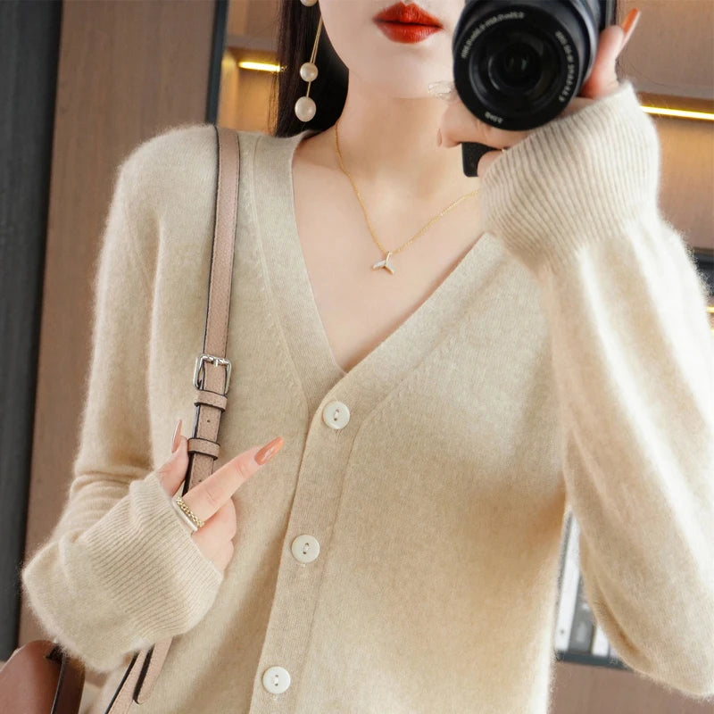 New Worsted Spring And Autumn Female V-Neck Cardigan Solid Color Fashion High-Grade Loose Comfortable Knitted Cardigan-gh312