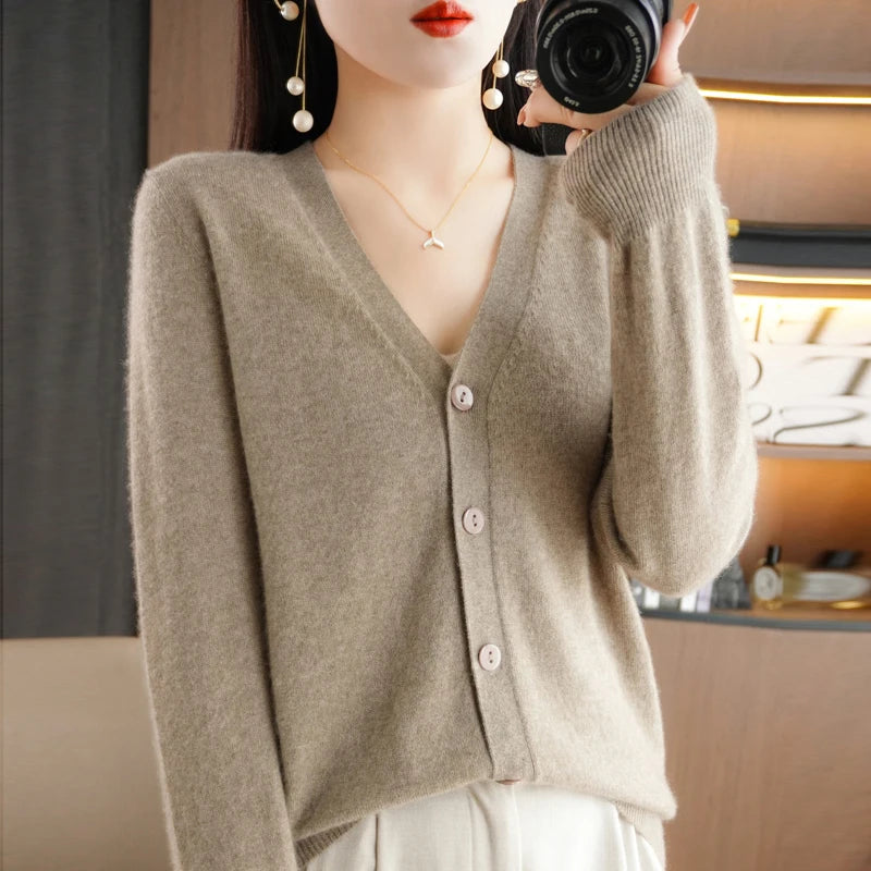 New Worsted Spring And Autumn Female V-Neck Cardigan Solid Color Fashion High-Grade Loose Comfortable Knitted Cardigan-gh312